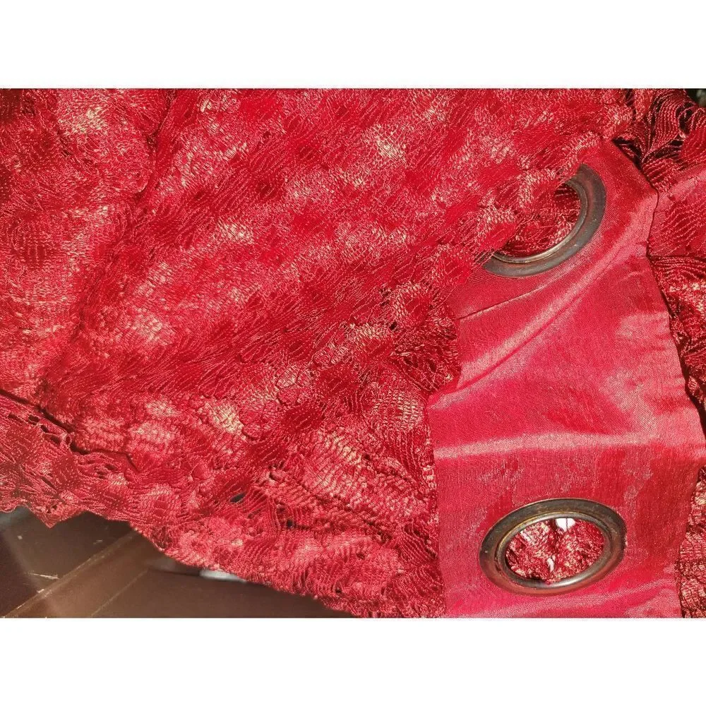 2 curtains or table cloth